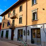 Residenza Al Teatro Hotel 3*