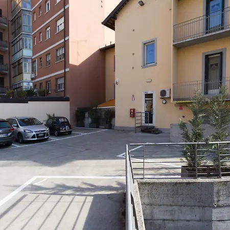 Residenza Al Teatro 3* Udine