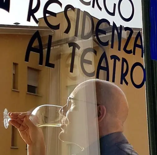 Residenza Al Teatro 3* Udine